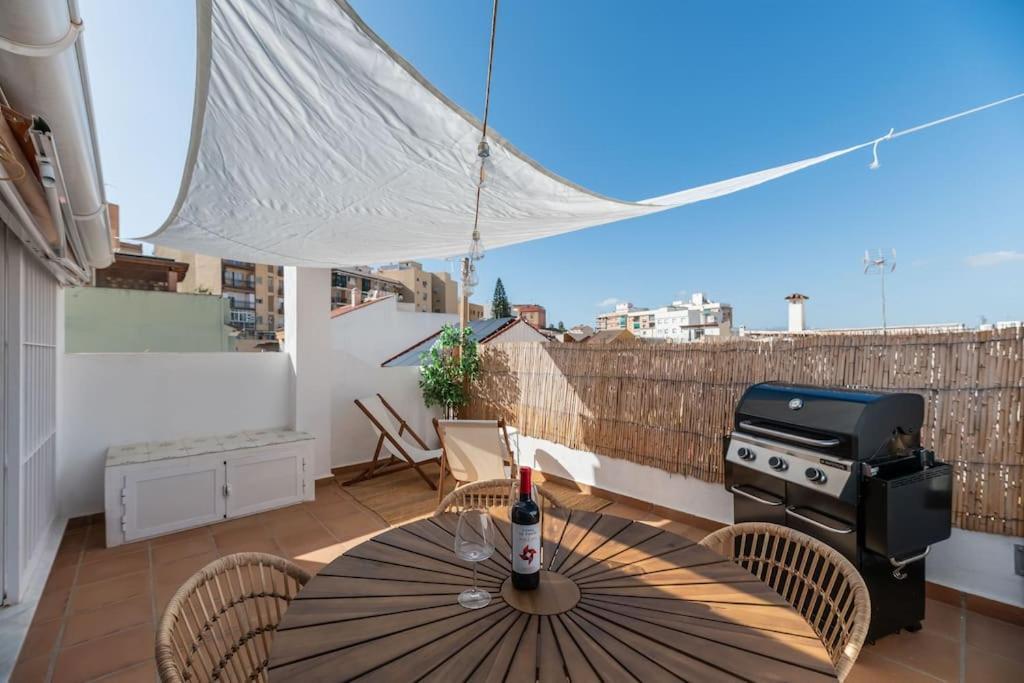 Urban Charm Rooftop Apartment With Vista Málaga Esterno foto